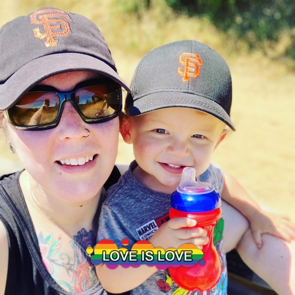 Meet your Posher, Lindsay - Picture 1 of 2